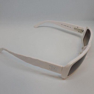 CHANEL サングラス 5110 カメリアホワイト CHANEL シャネル ココマーク カメリア サングラス 5186-A C.716