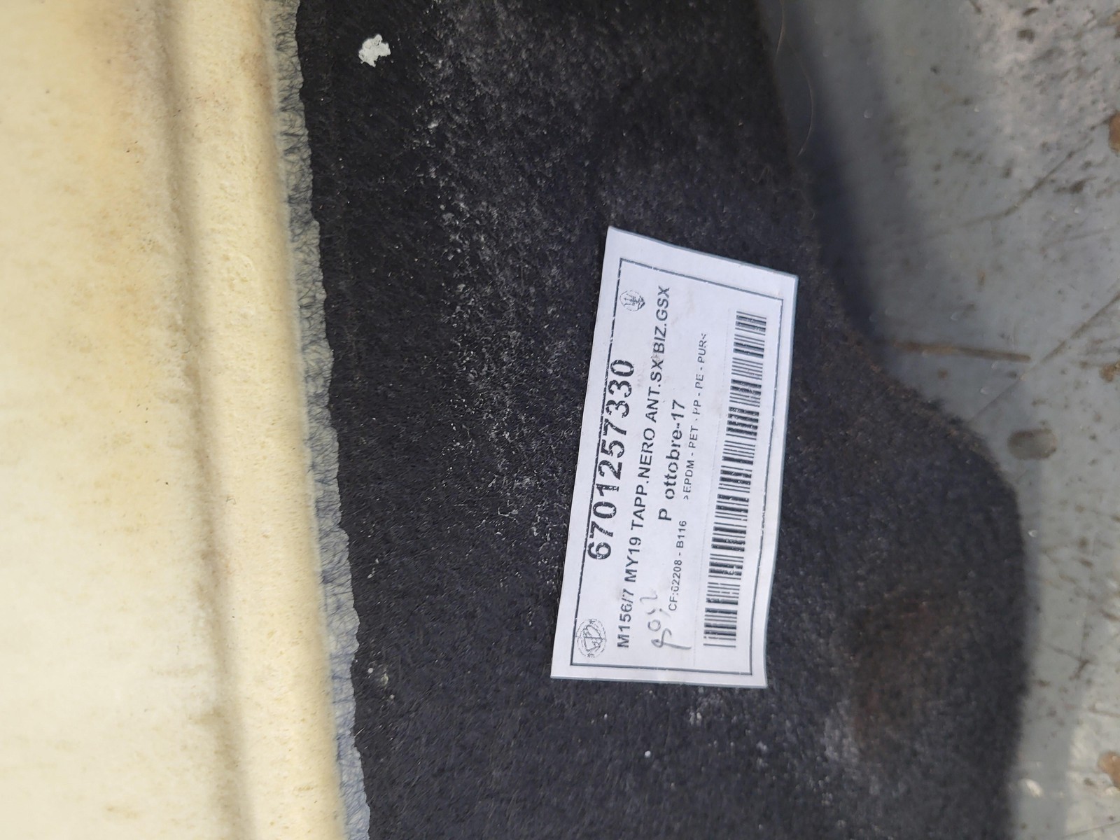Used Oem Maserati Left & Right Front & Rear Floor Carpet for 2014-2019 Ghibli