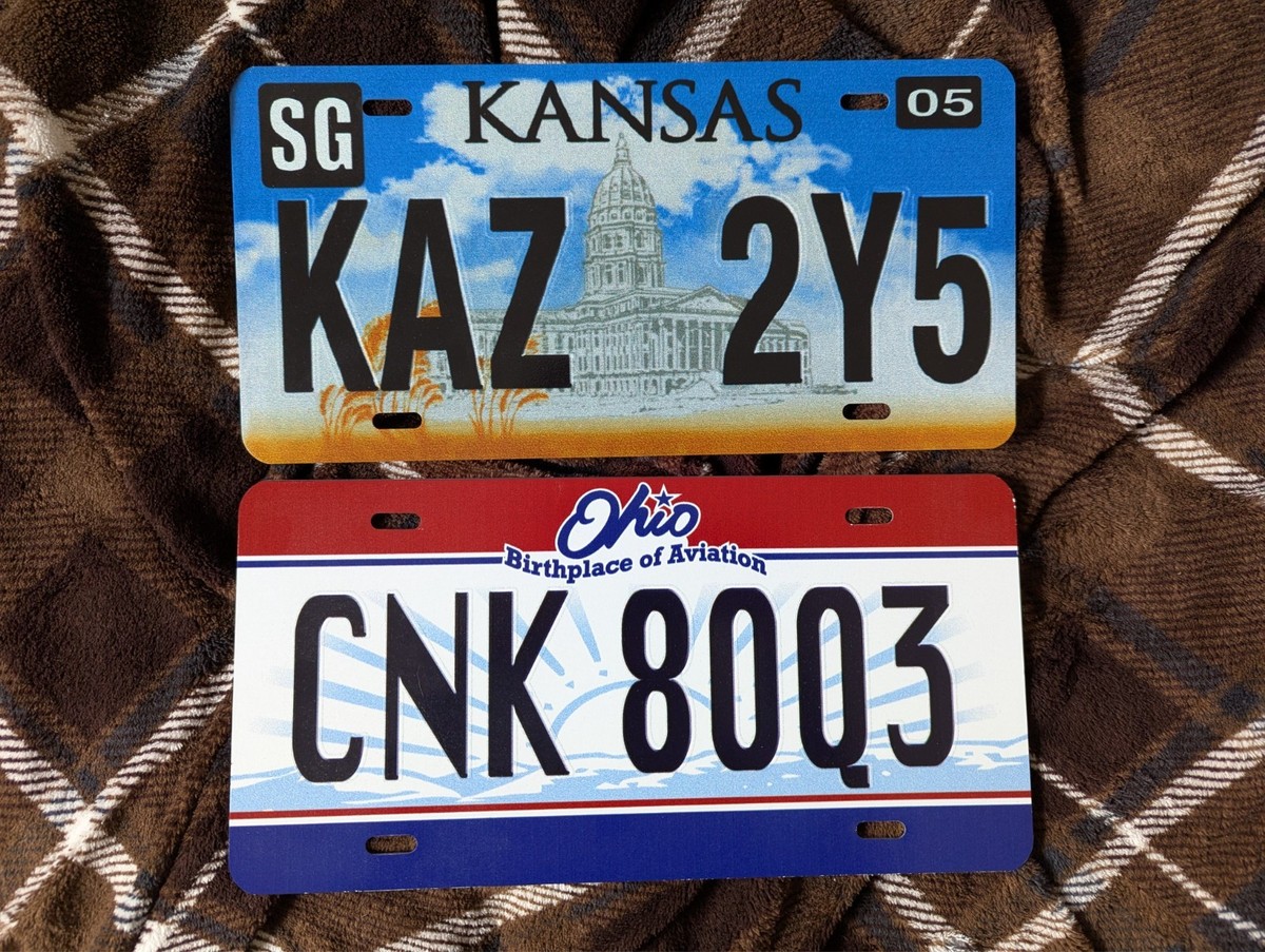 Supernatural | KAZ 2Y5 & CNK 80Q3 | Replica Prop License Plate