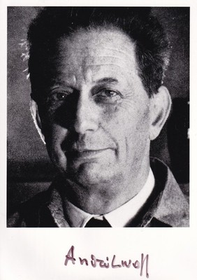 Andre Lwoff  Originalautogramm auf Foto ''Nobelpreis Medizin 1965''