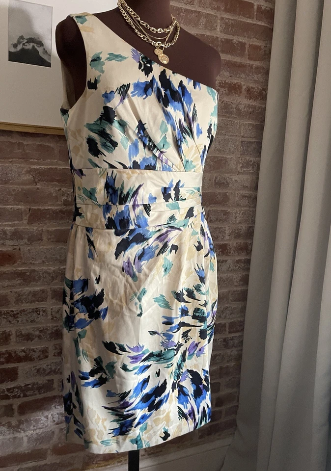Antonio Melani Satin Beige Blue Floral Sleeveless Sheath Dress Asymmetric Sz 14 - Image 3 of 4