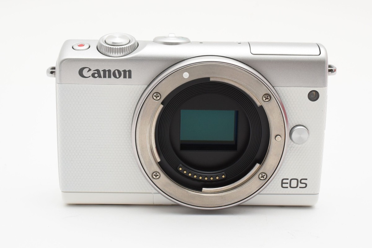 kapa  CANON M100 MegaGear Canon EOS M100 (15-45mm) Ever Ready Leather Camera Case