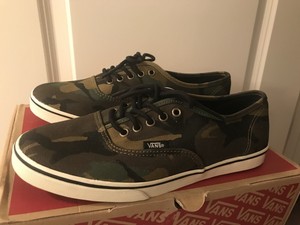 vans 7.5 mens in women's