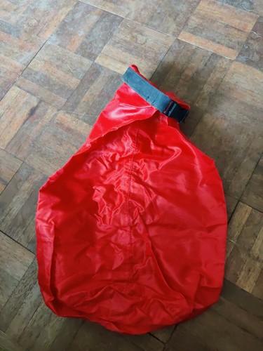 Bolsa seca impermeable Trespass usada - Imagen 2 de 2