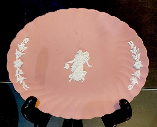 Wedgwood...Pink Plate Fluted...Excellent...No Issues...6.75"..A Beauty...BUY IT - Picture 3 of 13