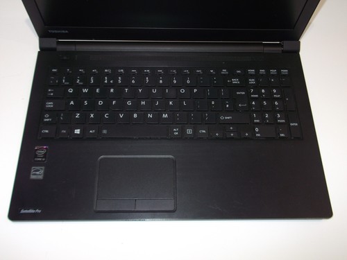 Toshiba Satellite Pro R50 15.6" i3 4005U 1.70Ghz 8GB RAM 640GB HDD Win10 Laptop - Picture 3 of 12