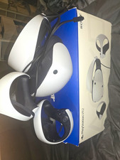 Sony PlayStation VR2 VR Headset with Sense Controllers USB-C White/Black.
