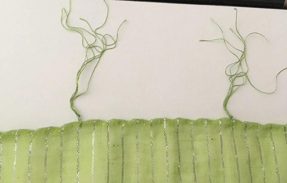 Bufanda de algodón verde lima Rama Imports metálica plateada 35x62 pulgadas India de colección Foto 4 de 4