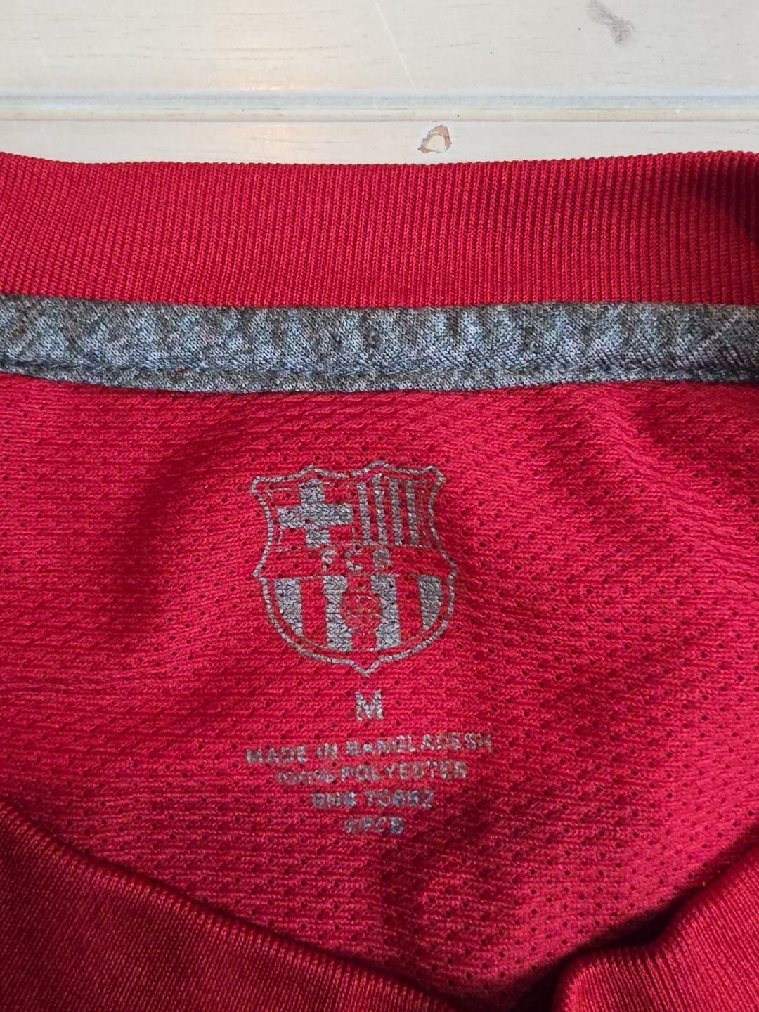 FC Barcelona Short Sleeve Performance Shirt With Logo Mens Medium view 3