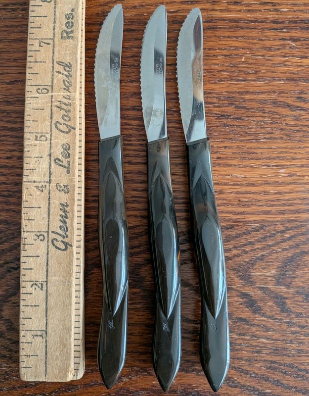 CutCo Steak Knives - Highly rated Buy It For Life recommendation