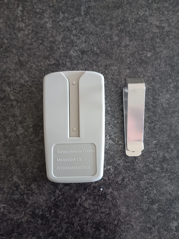  Linear Multi-Code 4120 Gate Garage 2-Button Remote MCS412001 300mhz 308911 - Image 2 of 3