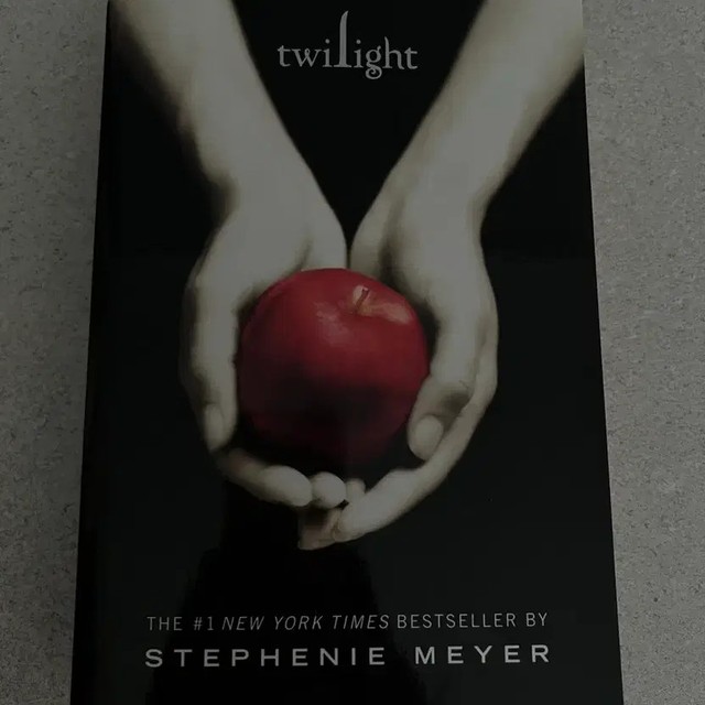 Twilight Novel Book