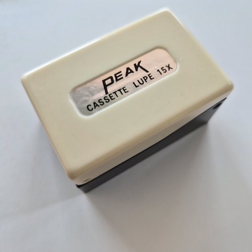 OPT-P2019 Peak Cassette Loupe Lupe 15x Pocket Portable Magnifying Lens Japan
