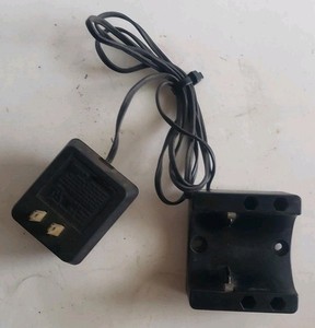 Battery Charger E8268 No. 680986-44