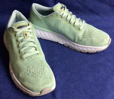 Light Green HOKA One One Cavu 2 Running Shoes Sz 7.5 Womens  display picture 2