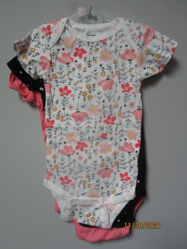 Gerber Baby Girl 3-Piece Garden Floral Organic Cotton Onesies Size 12M - Picture 4 of 4