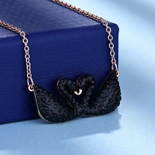 Swarovski black swan necklace for women, 18k rose gold Siegel double black swan