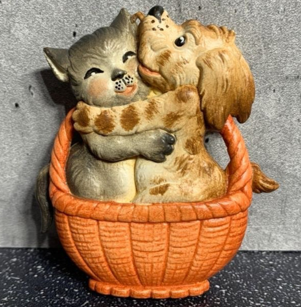 RARE - Vintage ANRI Italy Juan Ferrandiz Ornament - Puppy and Kitten in Basket