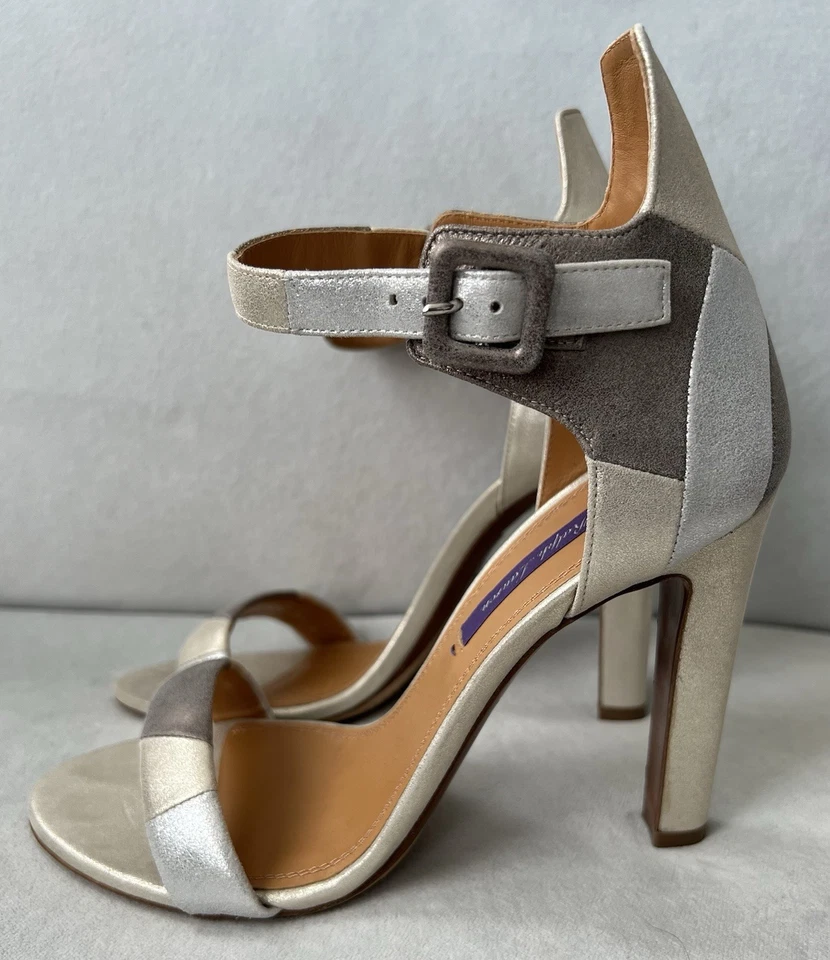 Sandalias de mujer Ralph Lauren Collection, High Hills, colores dorado y plateado, 38 1/2 Foto 2 de 4