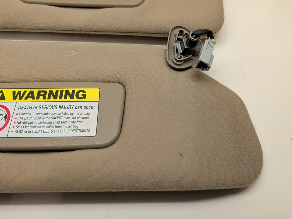 2001 2006 Acura Mdx / TL Sun Visor Driver & Passenger RH LH SET W/LIGHTS TAN OEM - Image 2 of 4