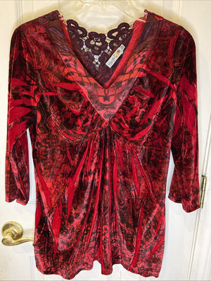 UNITY WORLD WEAR  Size Petite Medium Red Purple Velvet Blouse With Lace
