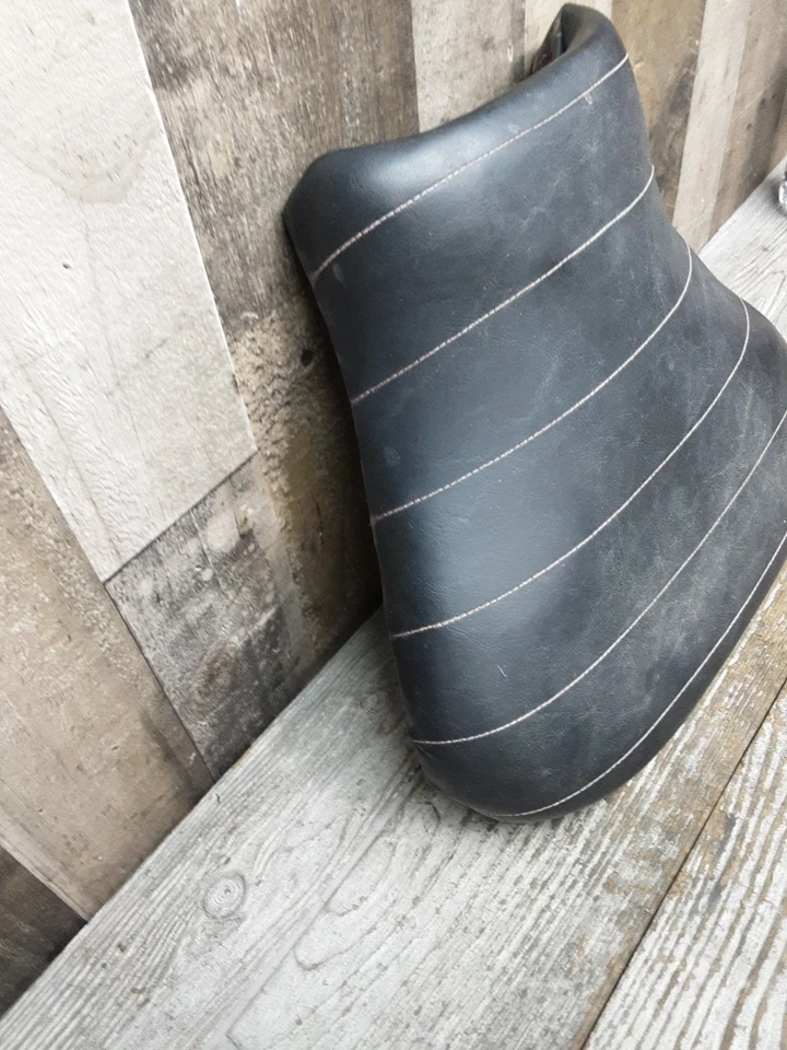 00 97-00 Suzuki GSXR600 GSX-R600 2000 asiento del conductor delantero cojín sillín Foto 3 de 4