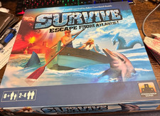 Survive Escape From Atlantis Board Game SG-2002 2010 Stronghold Inv.