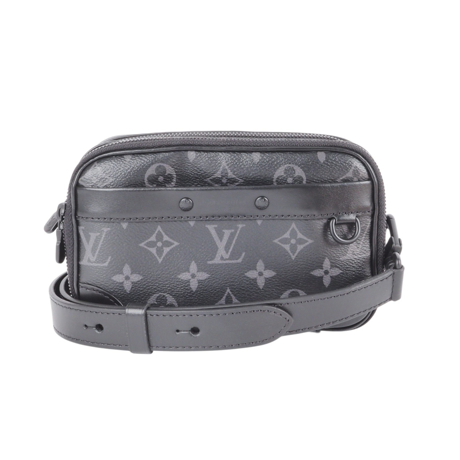 LOUIS VUITTON Bag M82542 Nano Alpha Messenger Mng. Eclipse OP: €1900