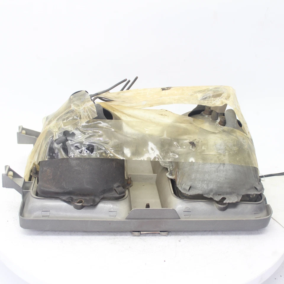 1983 Chevrolet K10 Suburban LH передняя лампа номер детали - 114-00385BL - Изображение 2 из 4