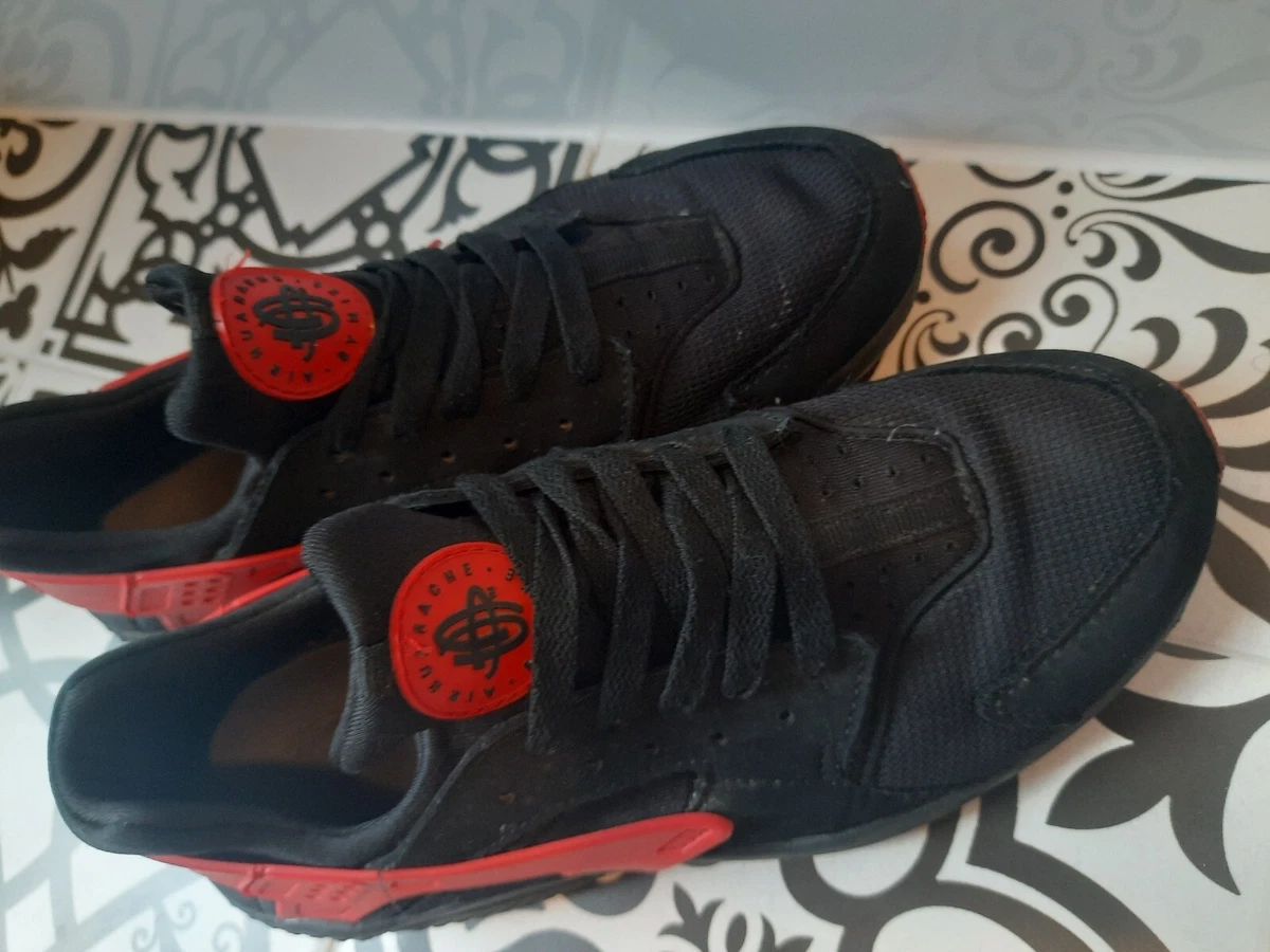 Size 7 Nike Air Huarache QS Love Hate Black eBay
