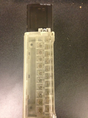 Schneider Automation TSXDEY16D2 PLC Module - Picture 4 of 4
