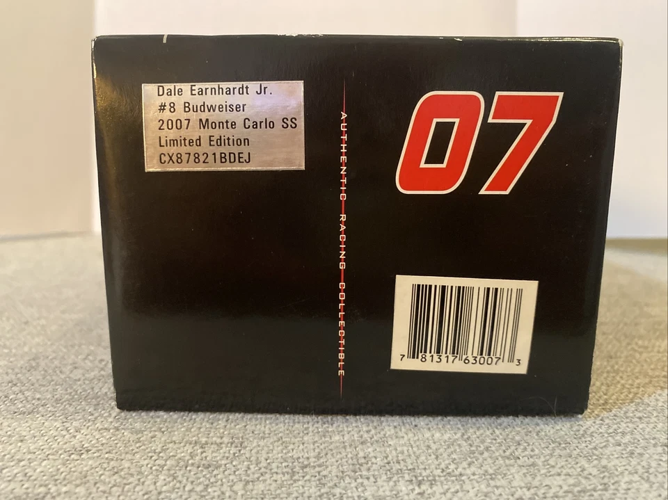 Monte Carlo SS 2007~Dale Earnhardt Jr~#8 Budweiser~1:24 Adult Collect CX8721BDEG Foto 3 de 4