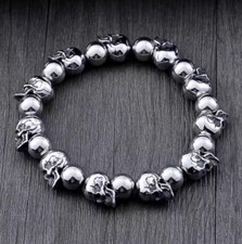 Elastisches Totenkopf Armband mit Kugeln – Stretch Skull Bracelet im Rock & Goth