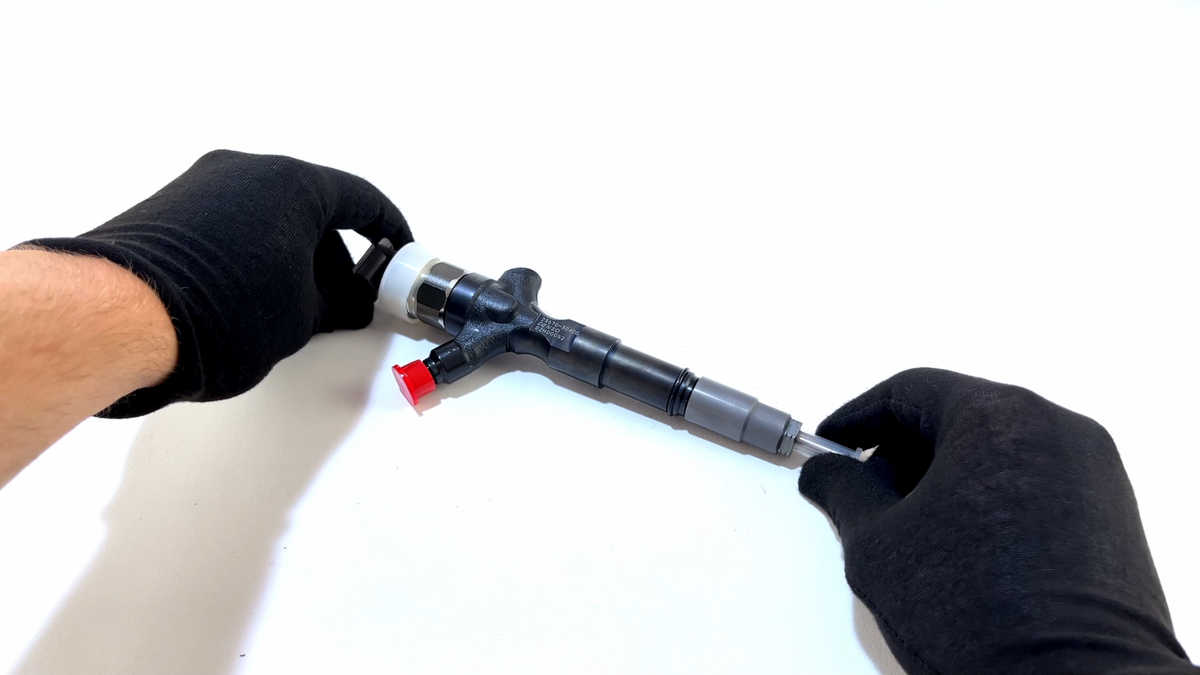 2367039365 OEM GENUINE Fuel Injector For Toyota Hilux 23670-39365 2367039365 OEM GENUINE Fuel Injector For Toyota Hilux 23670-39365