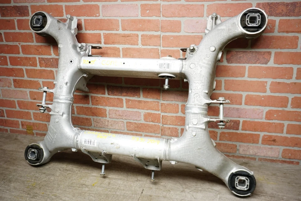 2011-2016 BMW 535I XDRIVE F10 SEDAN 3.0L GAS SUBCHASIS TRASERO DE GAS SUBCHASIS TRAVESAÑO OEM Foto 3 de 4