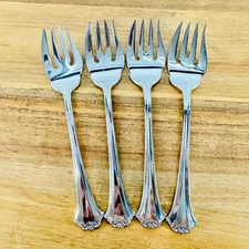 Reed and Barton COUNTRY FRENCH 4 Salad Forks Stainless Steel Flatware Glossy