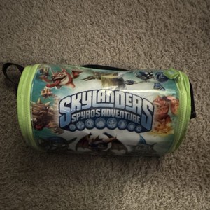 Skylanders Spyro Multicolor Zipper Carrying Case for Action Figures