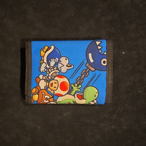 Super Mario Characters Tri-Fold Canvas - Picture 3 of 4