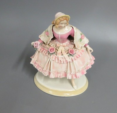 Figur Dame mit Rosen Porzellanfigur Karl ENS Porzellan Volksstedt