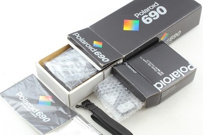 Close UP Lens [Top Mint in Box] Polaroid 690 SLR Instant Film Camera from Japan