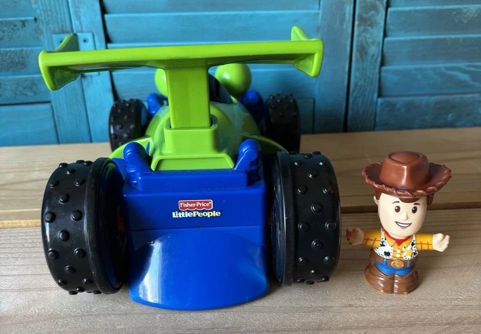 FISHER PRICE LITTLE PEOPLE TOY STORY WOODY /  RC RACE CAR  with WOODY - Image 3 of 4