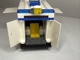LEGO CITY: Prisoner Transport (7286) Complete - Missing Some Stickers