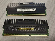 16GB DDR3 Corsair Vengeance CMZ16GX3M2A1600C10 DDR3 PC3-12800 LOT 2 x 8GB = 16GB