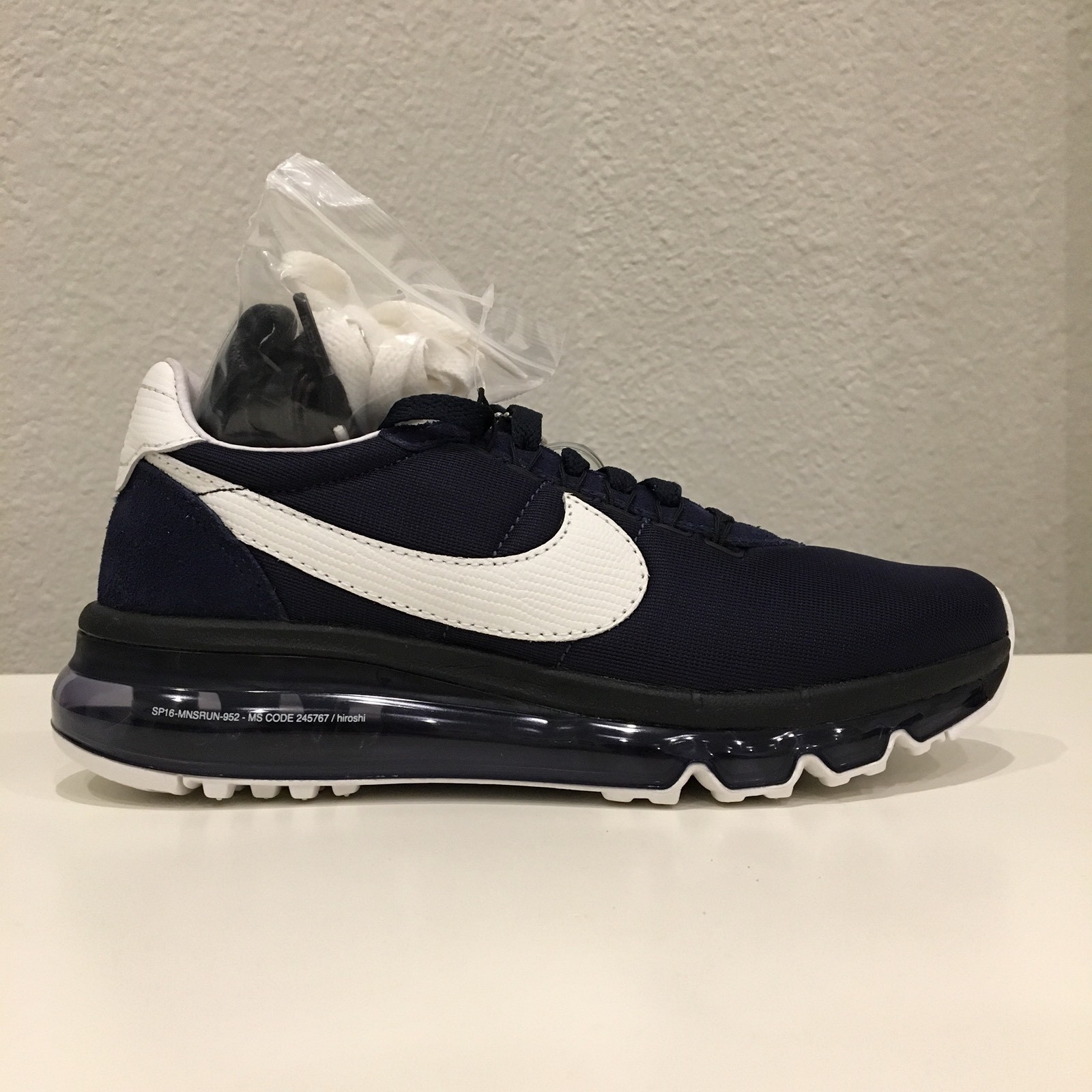Nike air max: zero htm hiroshi fujiwara scarpe ossidiana sz 4 (848624-410) Nike air max: zero htm hiroshi fujiwara scarpe ossidiana sz 4 (848624-410)