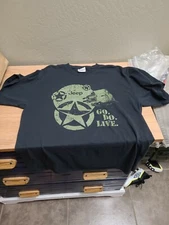 JEEP Port and Company Graphic Mens T Shirt Size S/z L Black