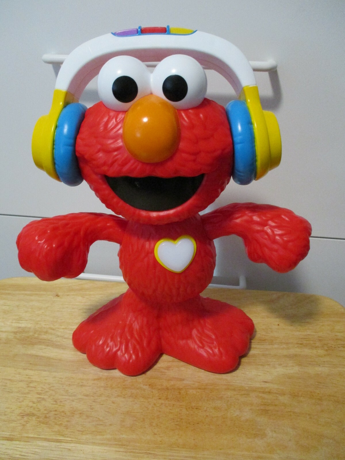 Sesame Street Let's Dance Elmo 12inch Elmo Toy / Sings and Dances eBay