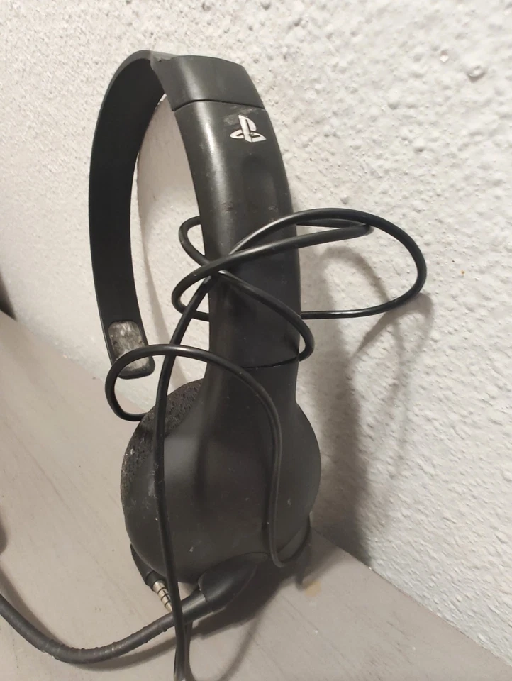 PDP Gaming LVL30 Wired Headset: 3.5mm plug for Sony Playstation (or Xbox & PC) - Image 2 of 4