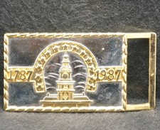 XF13146 VINTAGE 1970s 1787 CONSTITUTION BICENTENNIAL GOLDTONE BELT BUCKLE