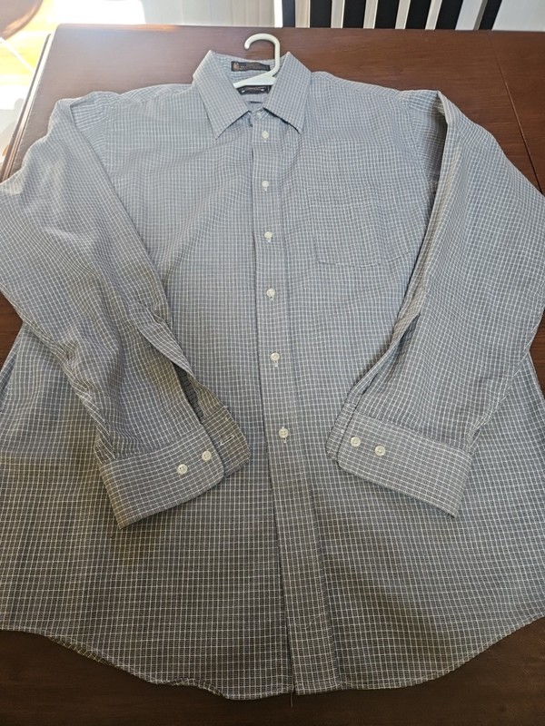 The Arrow Company Men's Grey/white Checkered Button Down Shirt  L - Long Sleeves