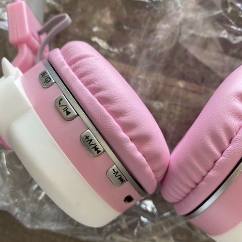 Hello Kitty Wireless Bluetooth Headphones Foldable Mic /J - Picture 8 of 11